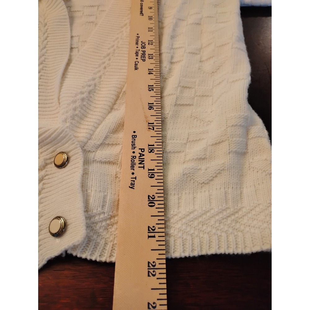 Basic Editions Girls White Knit Cardigan Heart Pattern Two Button Sweater 489 - Picture 5 of 7